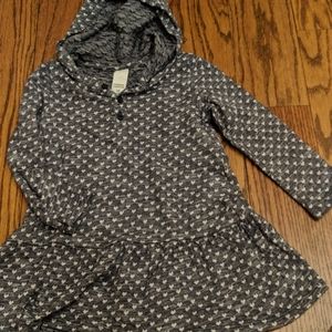 Baby girl dress w hood